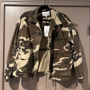 Miou Muse Camouflage Utility Jacket - Green Camo